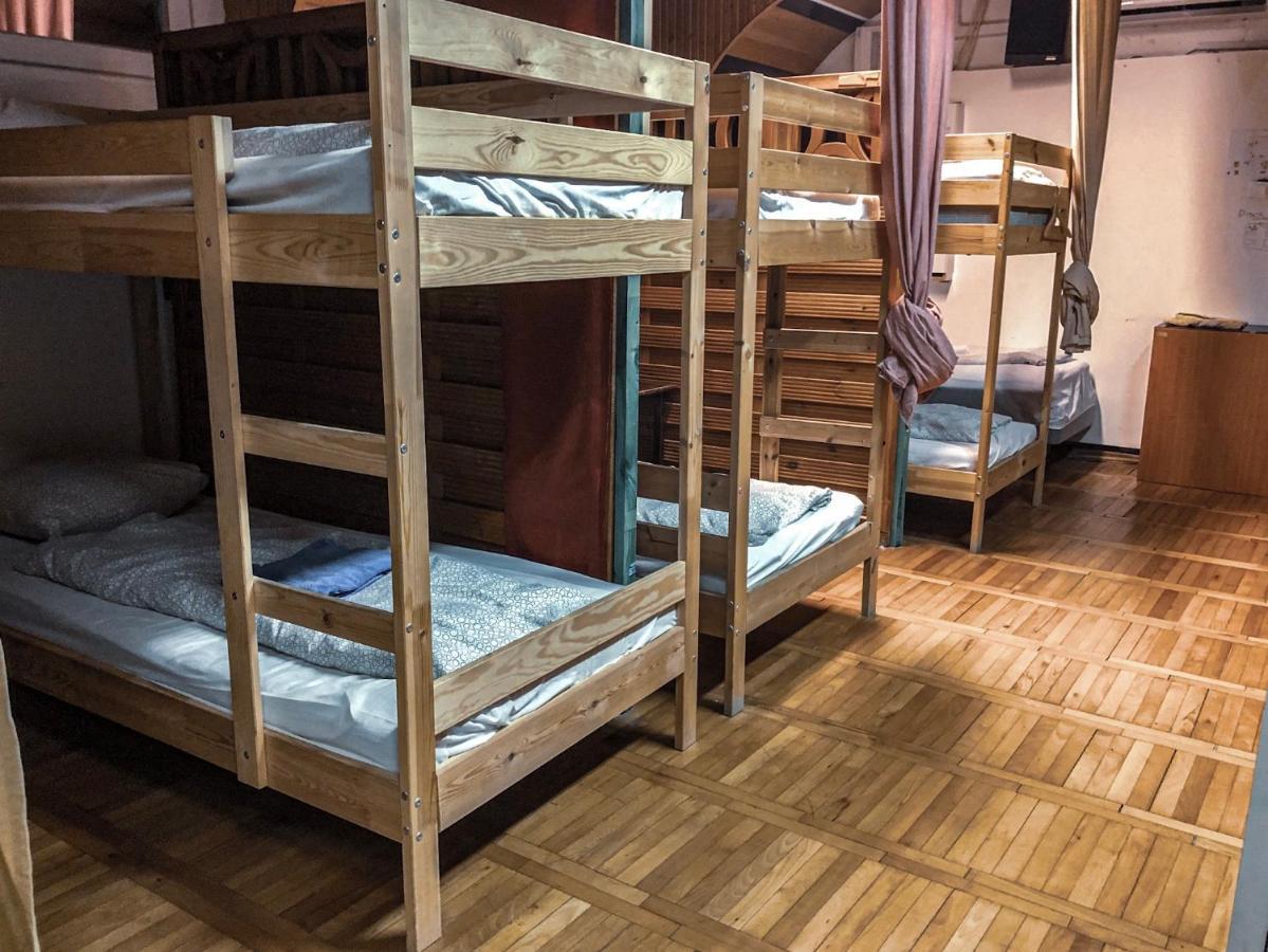 Lejlighed Whole Basement Former Pub For Stag Do, Bachelor House Party Flat Budapest