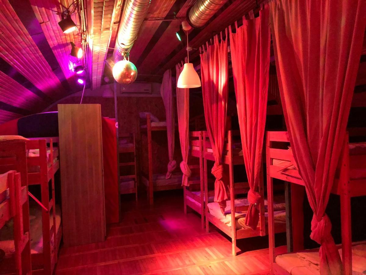 Lejlighed Whole Basement Former Pub For Stag Do, Bachelor House Party Flat Budapest